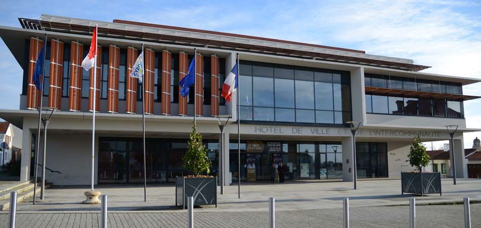 Commune de Challans : mairie